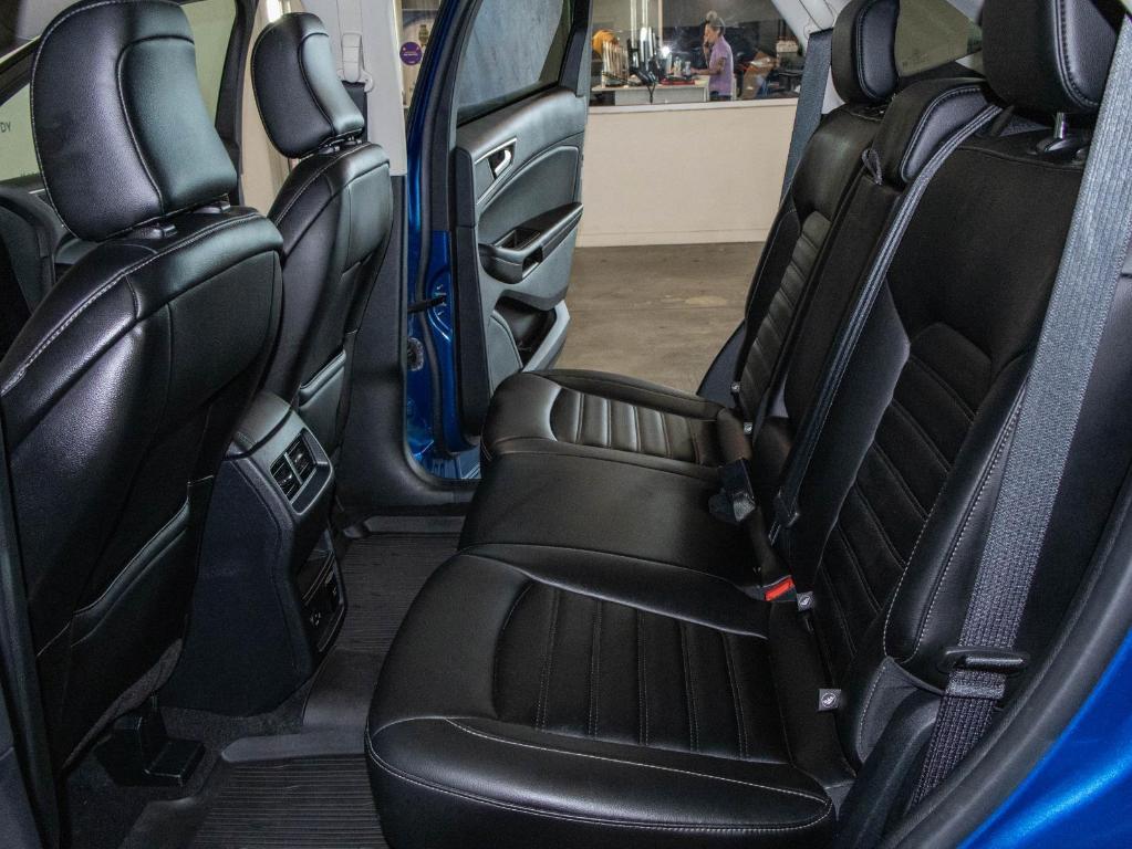 used 2022 Ford Edge car, priced at $27,500