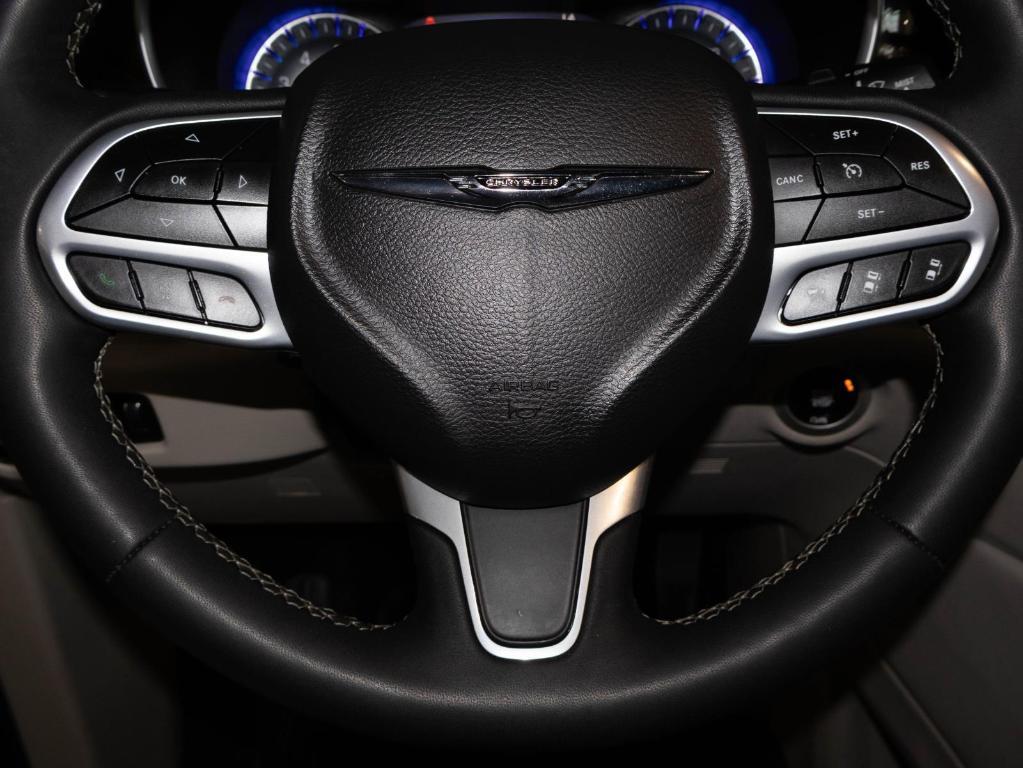 used 2023 Chrysler Pacifica car, priced at $29,000