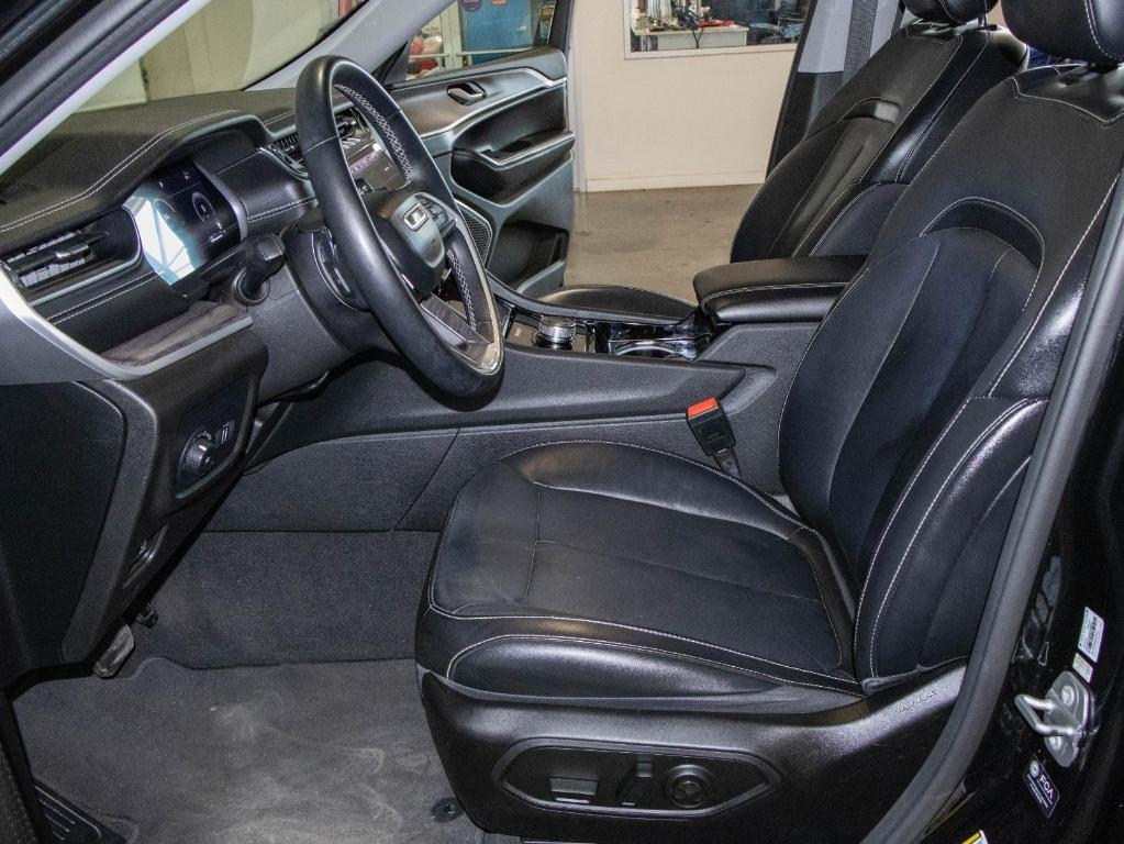 used 2022 Jeep Grand Cherokee L car, priced at $30,250