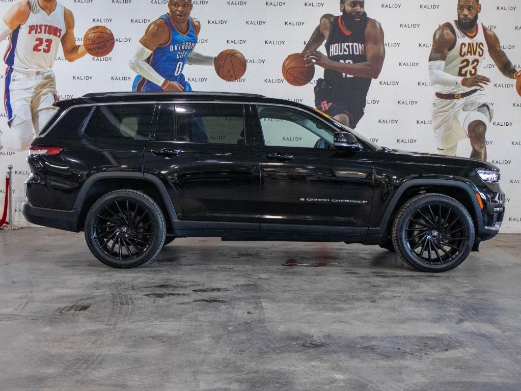 used 2022 Jeep Grand Cherokee L car, priced at $30,250