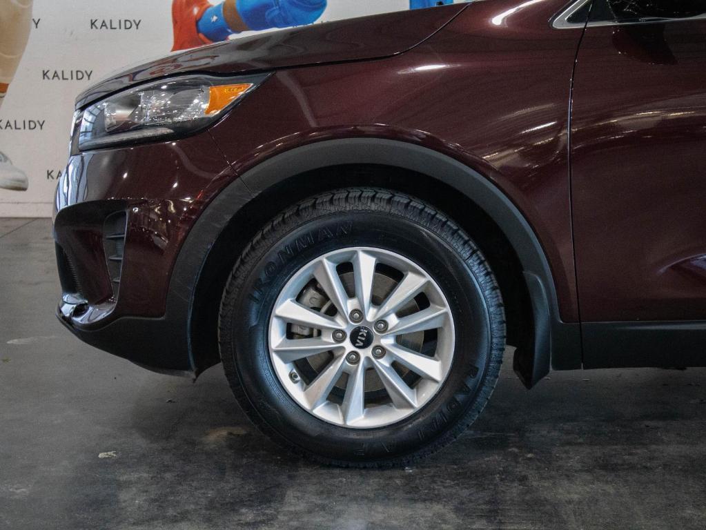 used 2020 Kia Sorento car, priced at $14,000