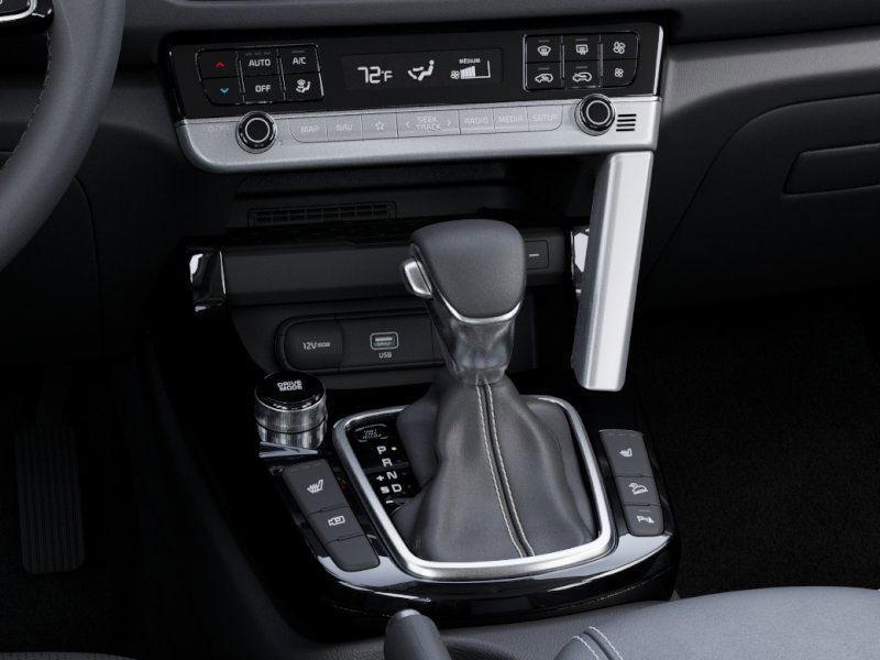 new 2025 Kia Seltos car, priced at $24,682
