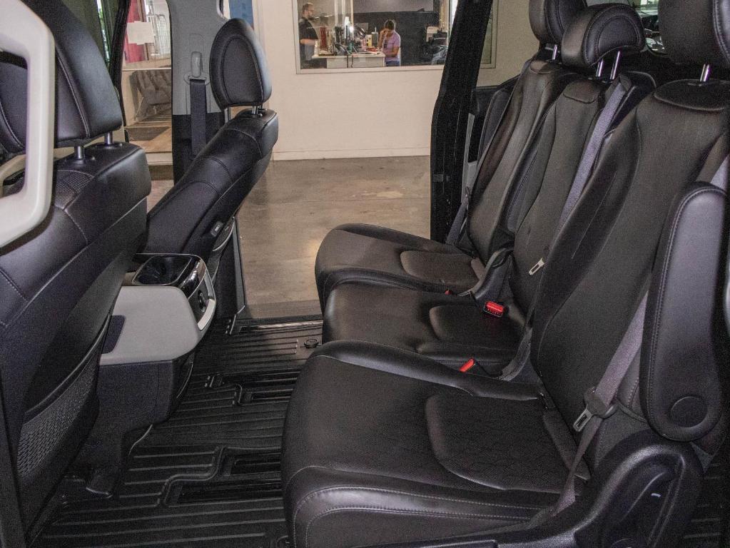 used 2024 Kia Carnival car, priced at $36,000
