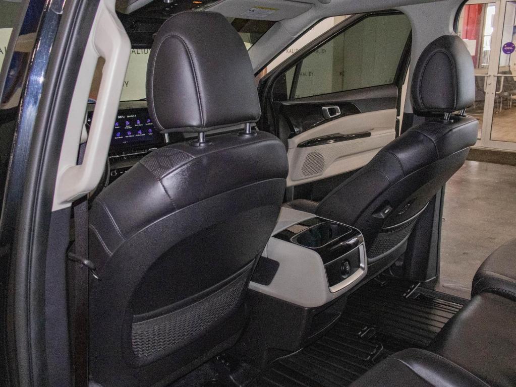 used 2024 Kia Carnival car, priced at $36,000