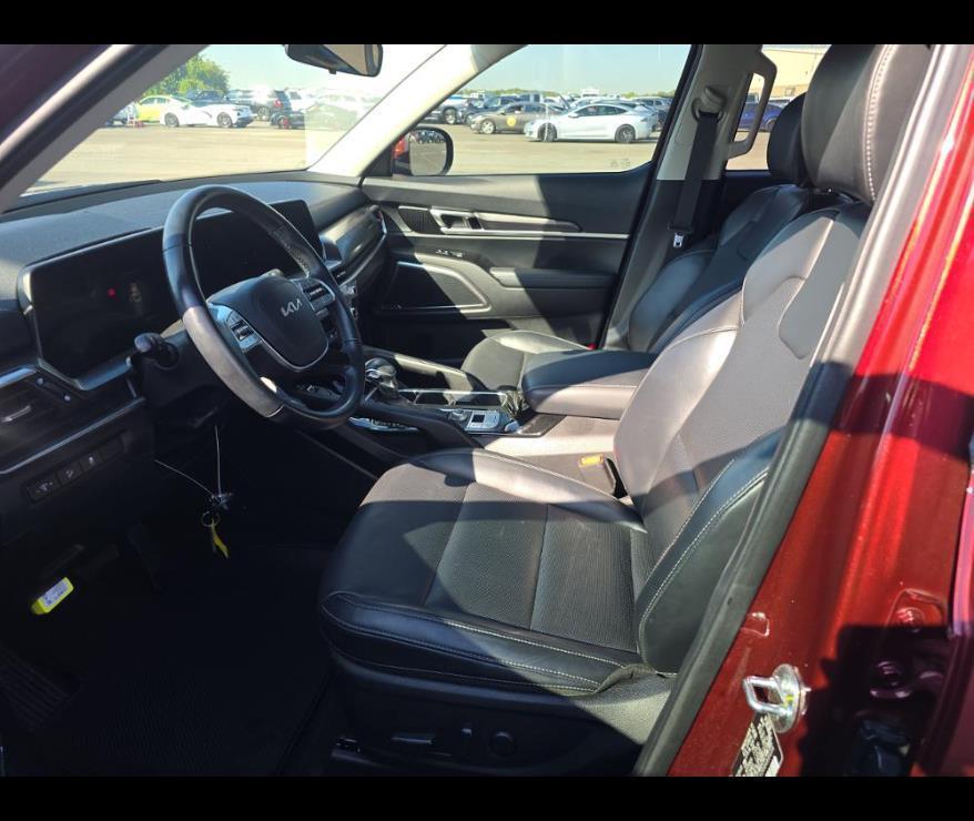used 2024 Kia Telluride car, priced at $36,000