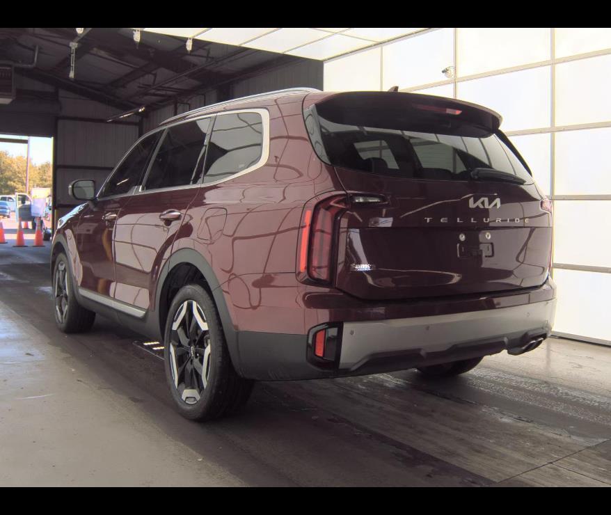 used 2024 Kia Telluride car, priced at $36,000
