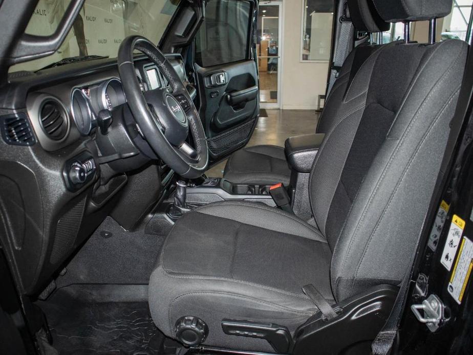 used 2019 Jeep Wrangler Unlimited car, priced at $31,000