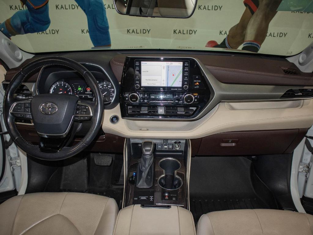 used 2020 Toyota Highlander car, priced at $30,000