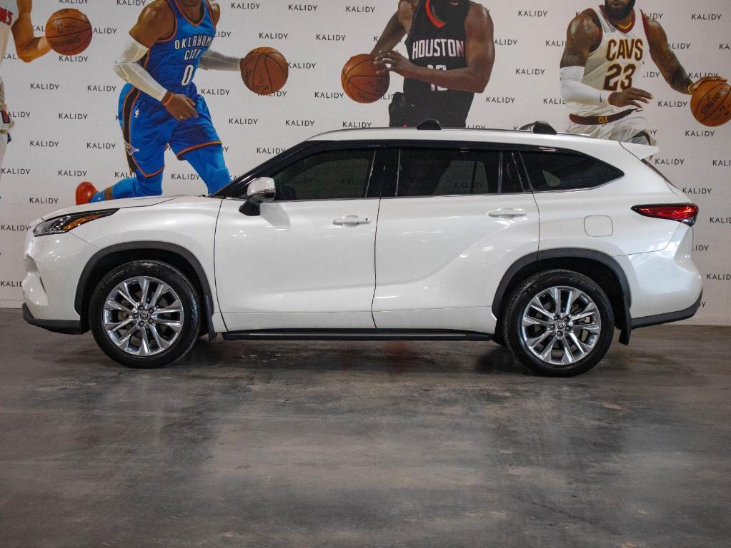 used 2020 Toyota Highlander car, priced at $30,000