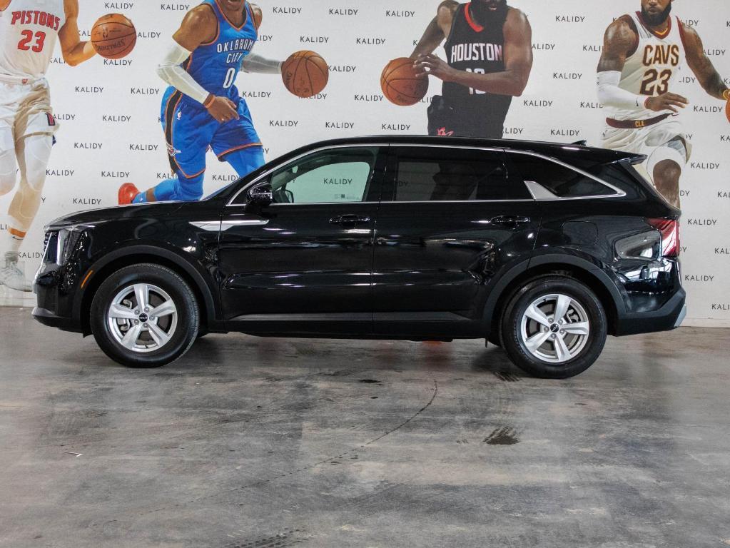 used 2024 Kia Sorento car, priced at $26,000