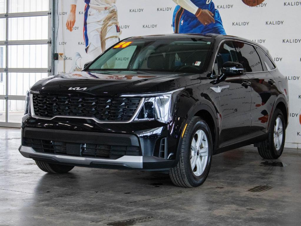 used 2024 Kia Sorento car, priced at $26,000