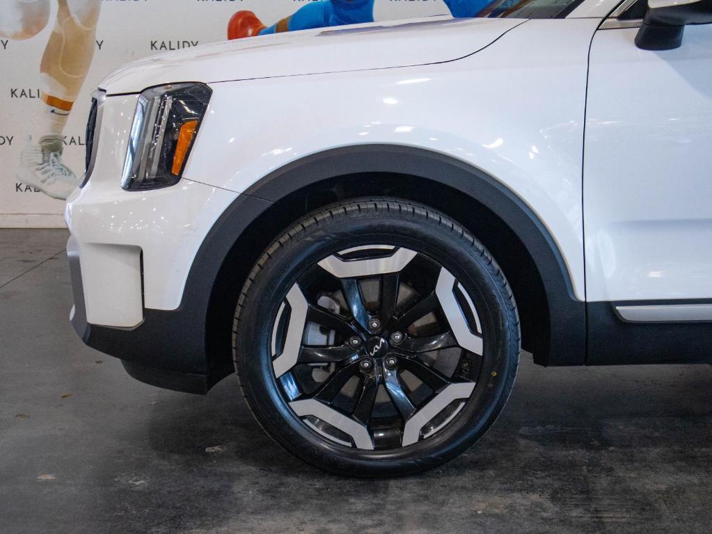 used 2023 Kia Telluride car, priced at $34,000