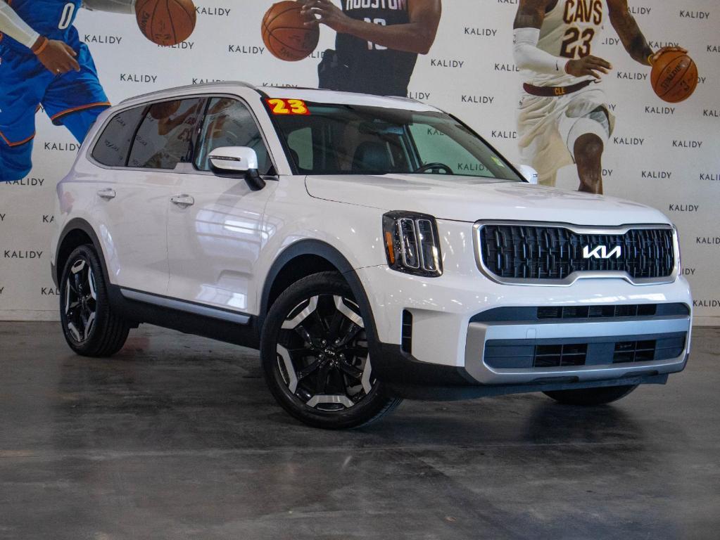 used 2023 Kia Telluride car, priced at $35,000