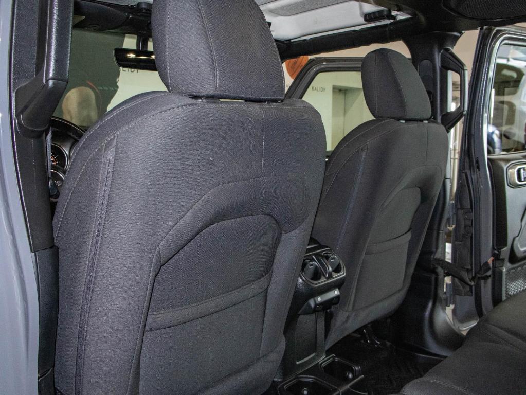 used 2021 Jeep Wrangler Unlimited car, priced at $34,250