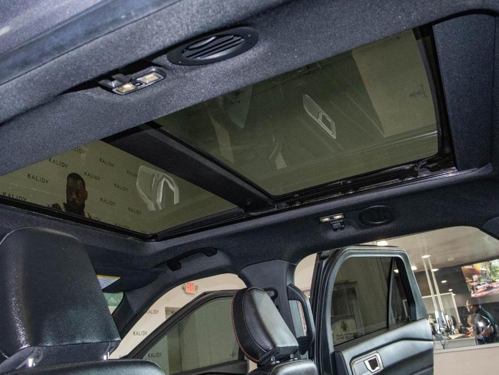 used 2022 Ford Explorer car, priced at $31,500