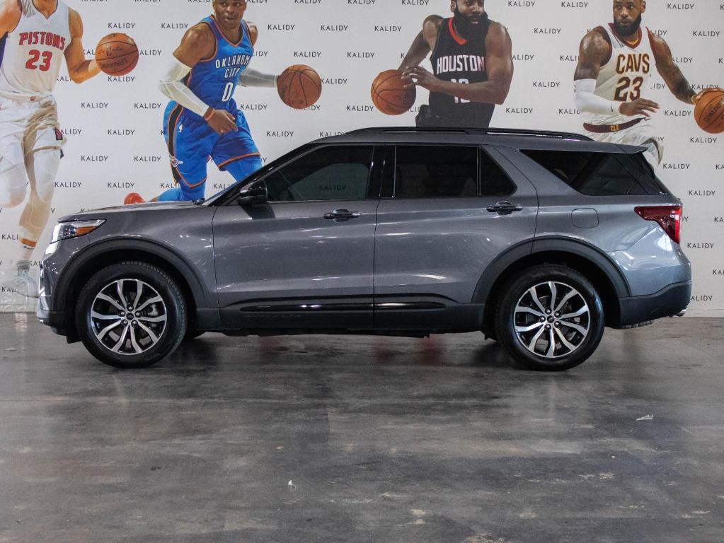 used 2022 Ford Explorer car, priced at $31,500