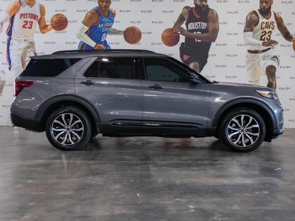 used 2022 Ford Explorer car, priced at $31,500