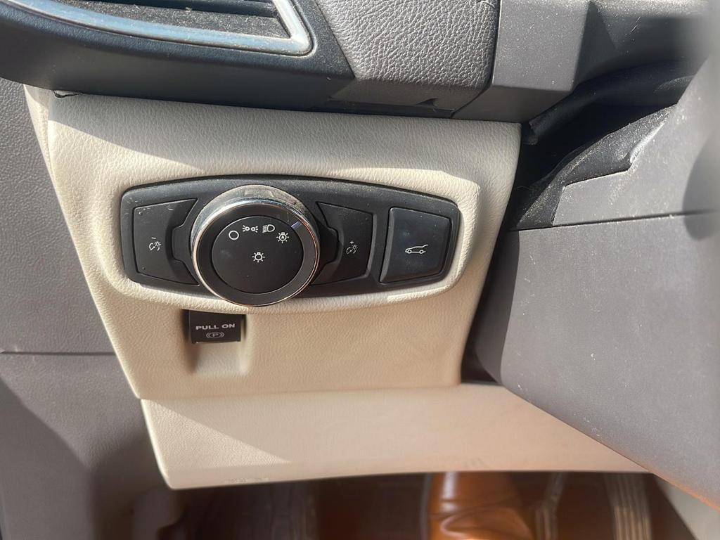 used 2016 Lincoln MKX car, priced at $12,000