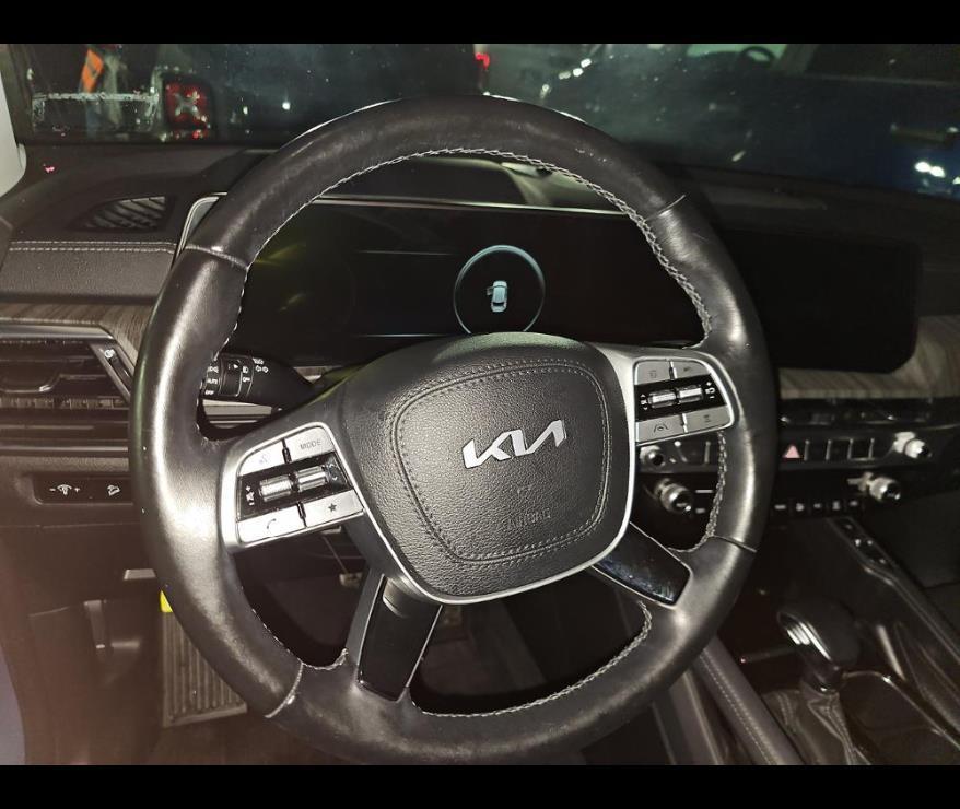 used 2023 Kia Telluride car, priced at $37,500