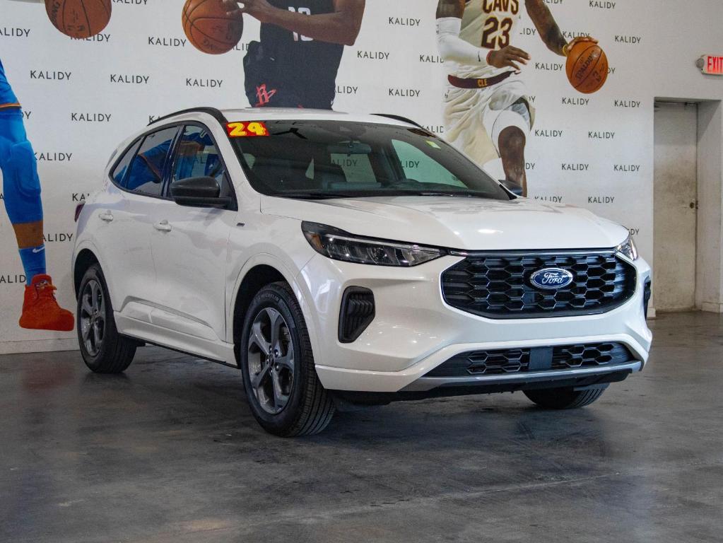 used 2024 Ford Escape car, priced at $24,000