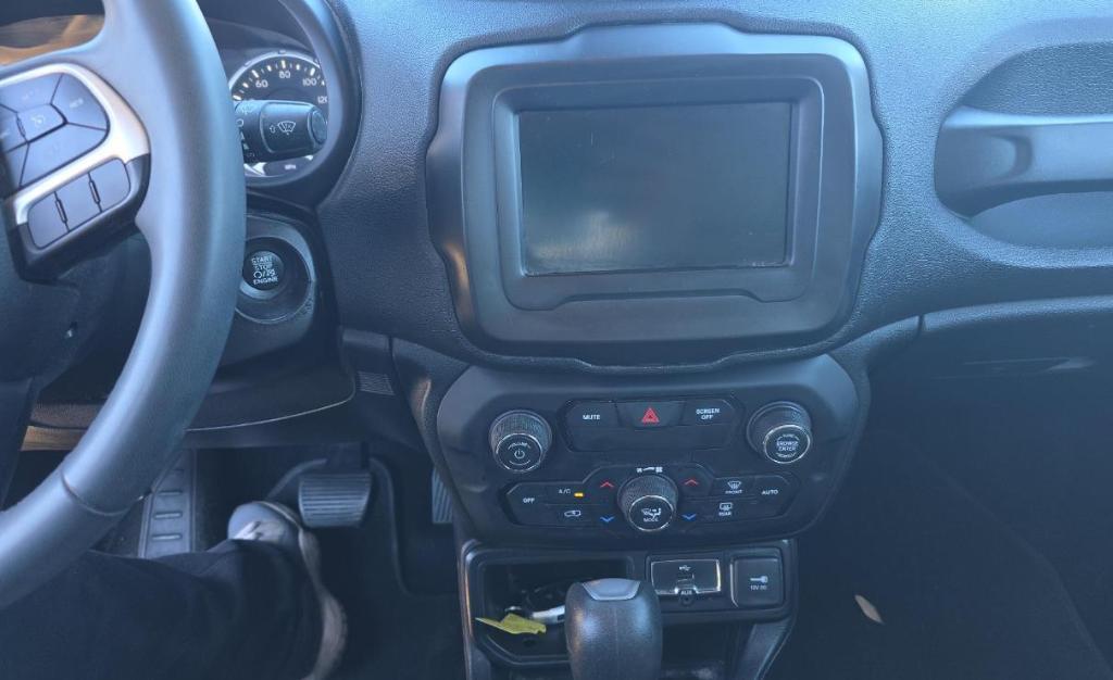 used 2020 Jeep Renegade car, priced at $15,250