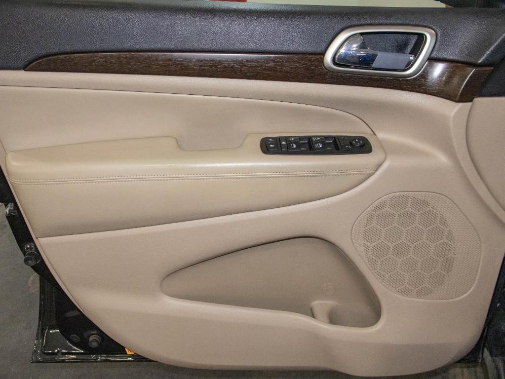 used 2014 Jeep Grand Cherokee car, priced at $9,500