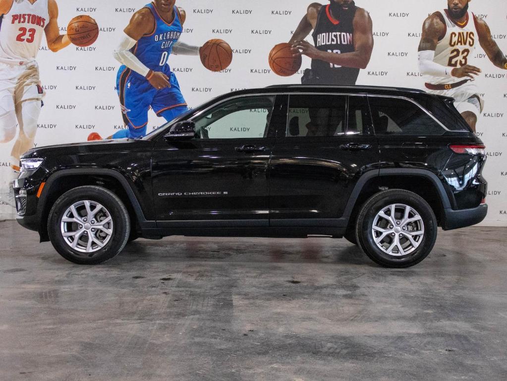 used 2022 Jeep Grand Cherokee car, priced at $30,250