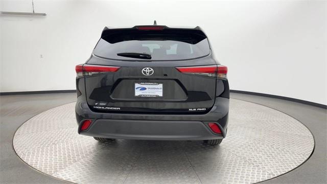 used 2022 Toyota Highlander car, priced at $39,039