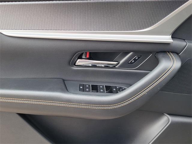 new 2025 Mazda CX-70 PHEV car, priced at $55,727