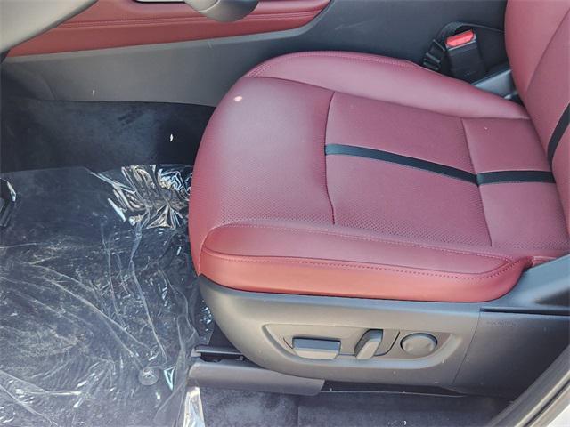 new 2025 Mazda CX-70 PHEV car, priced at $55,599