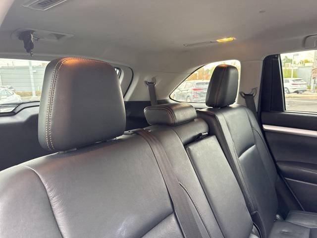 used 2017 Toyota Highlander car, priced at $23,799