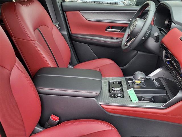 new 2025 Mazda CX-70 PHEV car, priced at $57,829