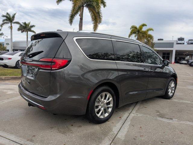 used 2021 Chrysler Pacifica car, priced at $22,397