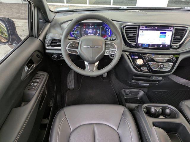 used 2025 Chrysler Pacifica Hybrid car, priced at $37,749