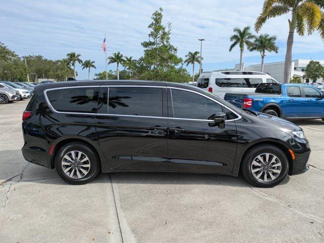used 2025 Chrysler Pacifica Hybrid car, priced at $37,749