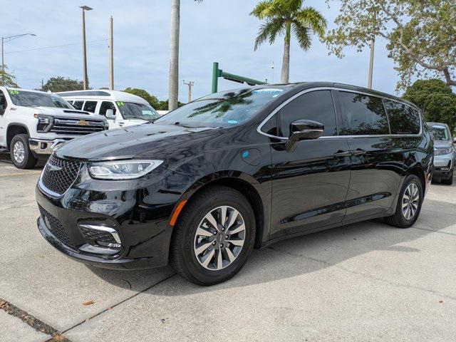 used 2025 Chrysler Pacifica Hybrid car, priced at $37,749