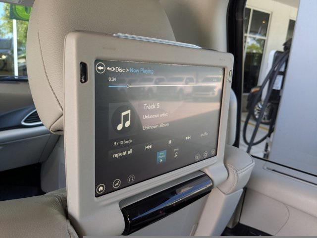 used 2020 Chrysler Pacifica car, priced at $24,457