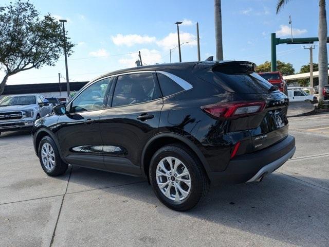 used 2023 Ford Escape car, priced at $24,799