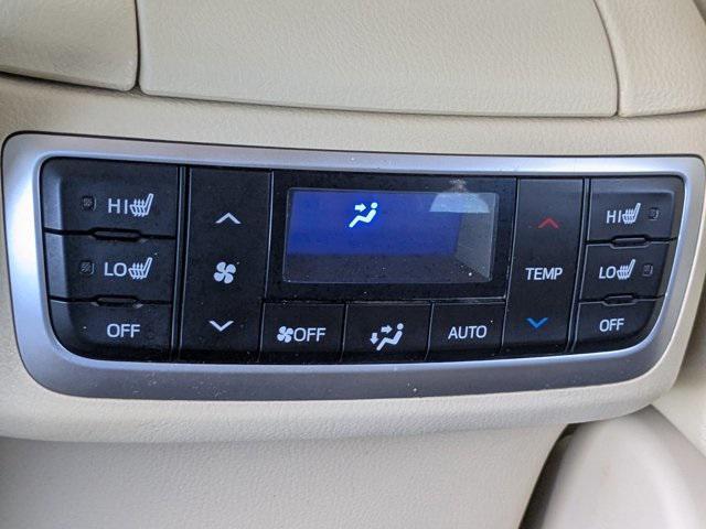 used 2019 Toyota Highlander car, priced at $27,963