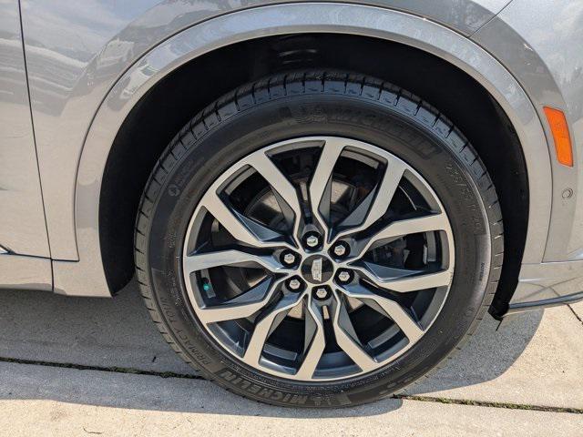 used 2021 Cadillac XT6 car, priced at $31,990
