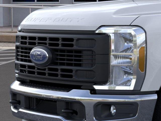new 2025 Ford F-350 car, priced at $67,610