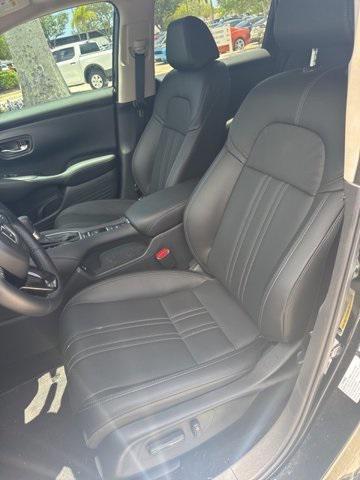 used 2025 Honda HR-V car, priced at $29,899