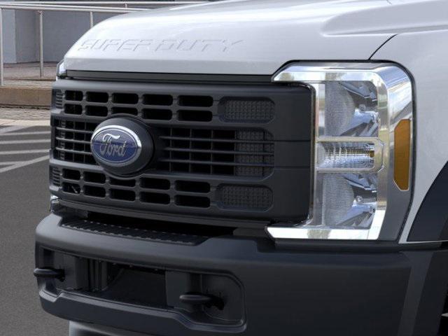 new 2025 Ford F-450 car, priced at $62,480