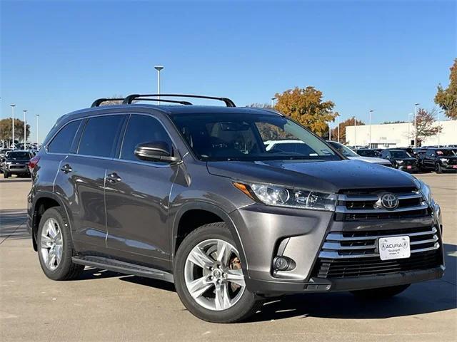 used 2017 Toyota Highlander car, priced at $18,395