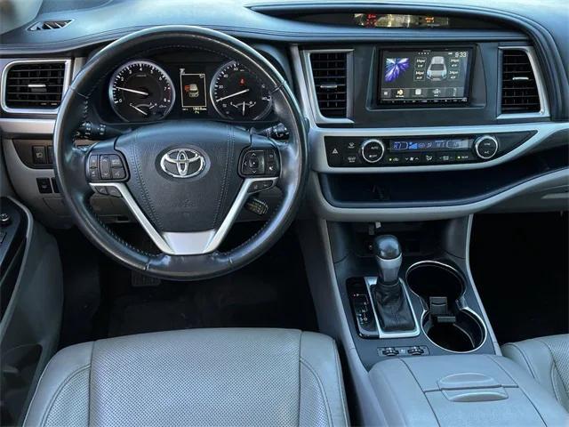 used 2017 Toyota Highlander car, priced at $18,395