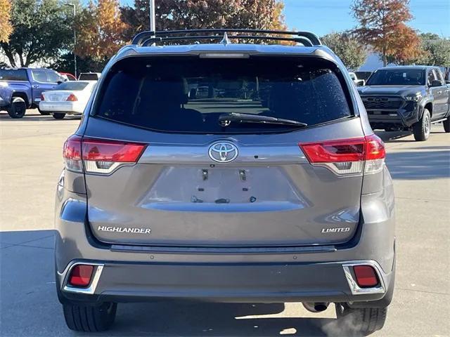 used 2017 Toyota Highlander car, priced at $18,395