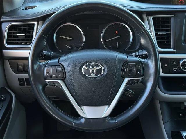 used 2017 Toyota Highlander car, priced at $18,395