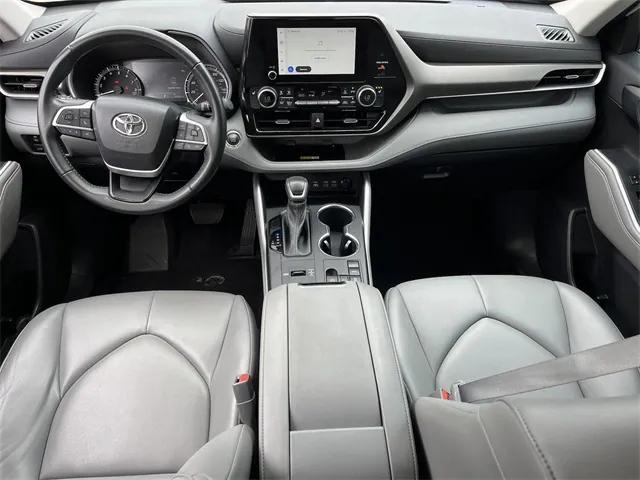 used 2023 Toyota Highlander car, priced at $34,496