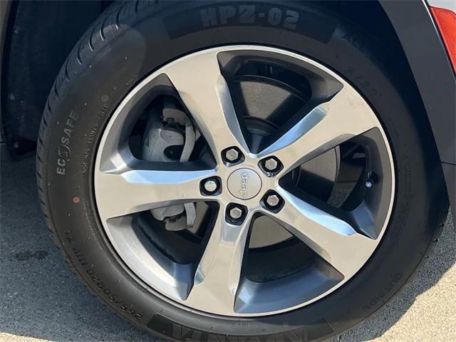 used 2021 Jeep Grand Cherokee L car, priced at $27,789