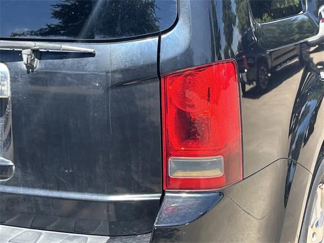 used 2011 Honda Pilot car, priced at $6,109